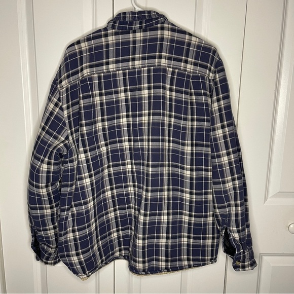 Wrangler Sherpa Lined Flannel Shirt Jacket Size Large Blue Plaid Workwear Chore - Picture 2 of 9